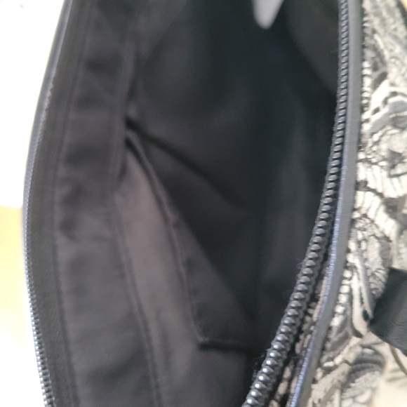 Sakroots Juke and Cotton Owl Print Purse Like New - Picture 6 of 9